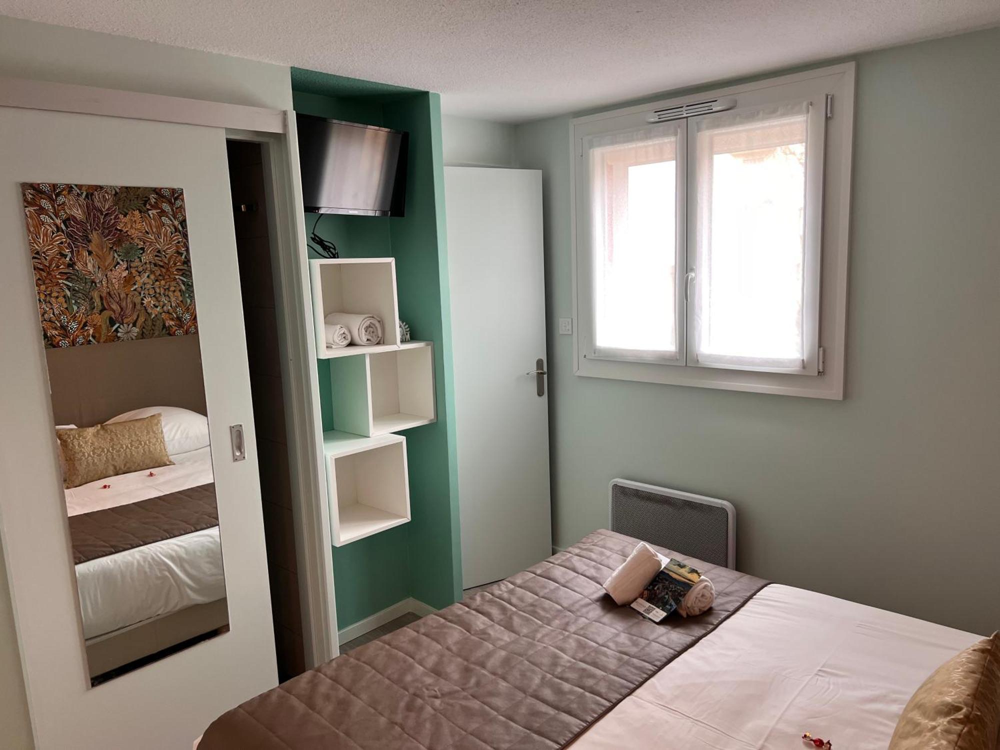 Hotel Arc-En-Ciel Colmar Contact Hotel Exterior photo