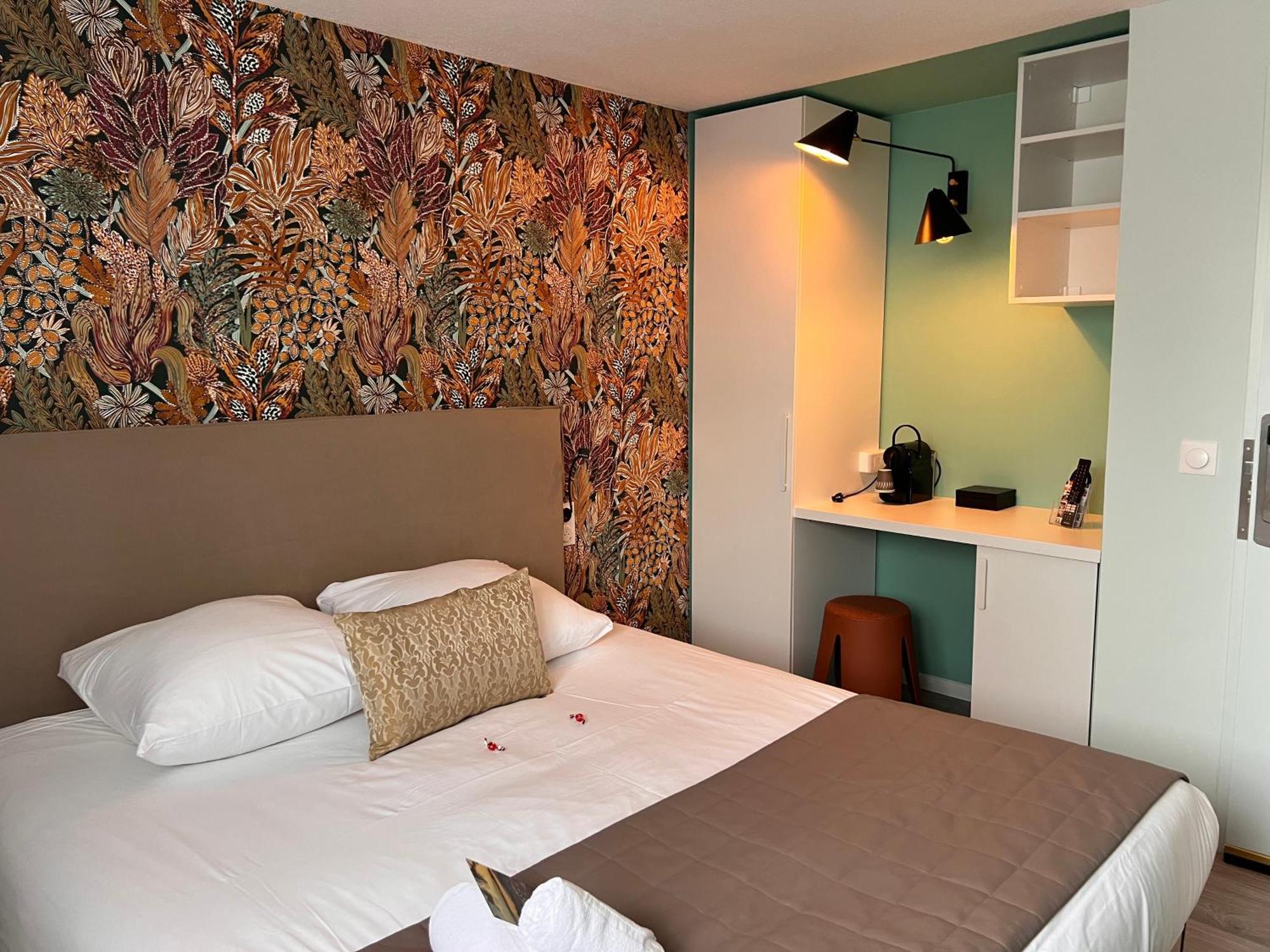 Hotel Arc-En-Ciel Colmar Contact Hotel Exterior photo